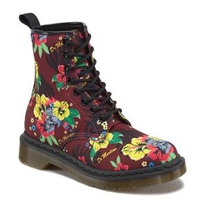 hawaiian dr martens